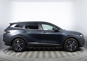 Подержанный автомобиль Kia Sportage 2025 года (4 фото)