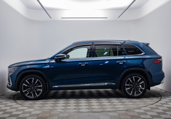 Подержанный автомобиль Geely Monjaro 2023 года (2 фото)
