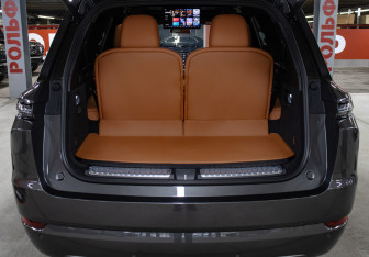 Новый LiXiang L9 2024 (10 фото)