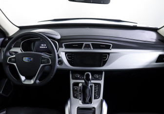 Подержанный автомобиль Geely Atlas 2019 года (11 фото)