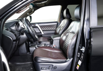 Подержанный автомобиль Toyota Land Cruiser Prado 2016 года (16 фото)