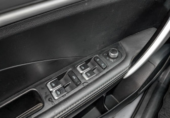 Подержанный автомобиль Geely Coolray 2022 года (27 фото)