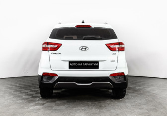 Подержанный автомобиль Hyundai Creta 2017 года (4 фото)