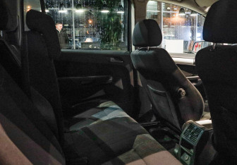 Подержанный автомобиль Opel Zafira Compactvan 2011 года (9 фото)