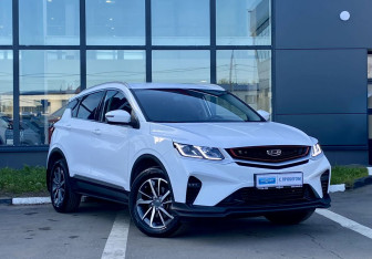 Подержанный автомобиль Geely Coolray 2023 года (3 фото)
