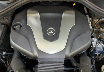 Подержанный автомобиль Mercedes-Benz GLE 2016 года (9 фото)