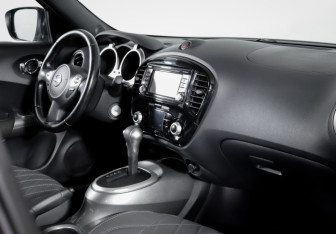 Подержанный автомобиль Nissan Juke 2014 года (9 фото)