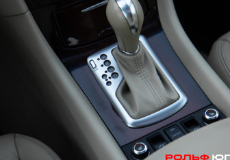 Подержанный автомобиль Infiniti QX50 2015 года (17 фото)