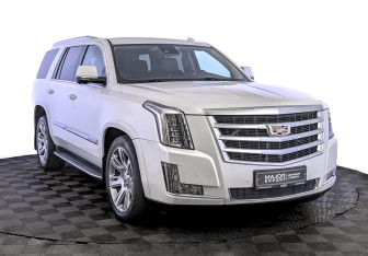 Подержанный автомобиль Cadillac Escalade Suv 2016 года (3 фото)