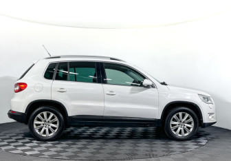 Подержанный автомобиль Volkswagen Tiguan 2010 года (4 фото)