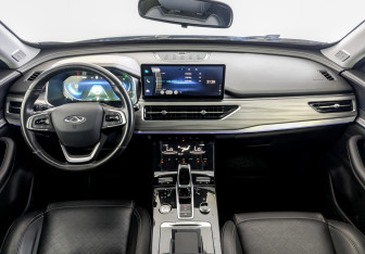 Подержанный автомобиль Chery Tiggo 8 Pro 2021 года (14 фото)