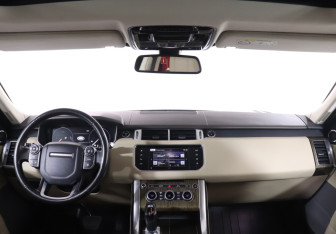 Подержанный автомобиль Land Rover Range Rover Sport 2016 года (12 фото)