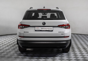 Подержанный автомобиль Skoda Kodiaq 2017 года (6 фото)