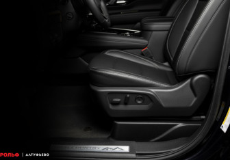 Новый Chevrolet Tahoe 2025 (18 фото)