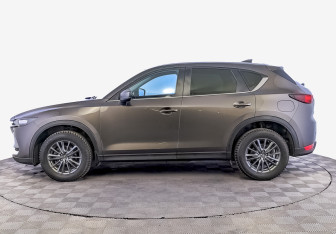 Подержанный автомобиль Mazda CX-5 2019 года (8 фото)