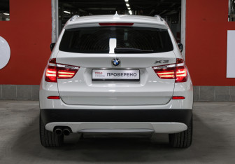 Подержанный автомобиль BMW X3 2014 года (6 фото)