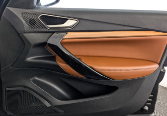 Подержанный автомобиль LADA (ВАЗ) Vesta Wagon 2024 года (25 фото)