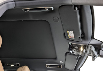 Подержанный автомобиль Land Rover Range Rover 2023 года (22 фото)