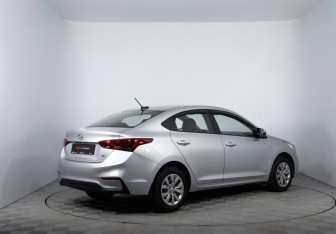Подержанный автомобиль Hyundai Solaris Sedan 2019 года (5 фото)