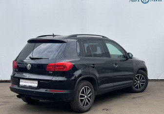 Подержанный автомобиль Volkswagen Tiguan 2012 года (5 фото)