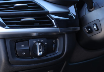 Подержанный автомобиль BMW X5 2017 года (19 фото)