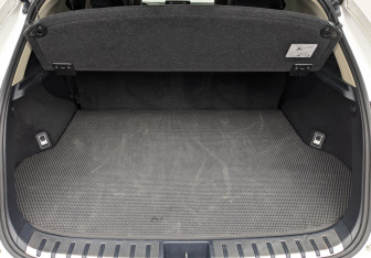 Подержанный автомобиль Lexus NX 2021 года (10 фото)