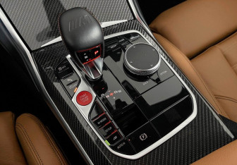 Подержанный автомобиль BMW M2 2023 года (4 фото)