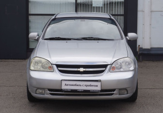 Подержанный автомобиль Chevrolet Lacetti Sedan 2008 года (2 фото)