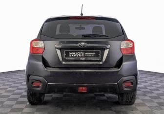 Подержанный автомобиль Subaru XV 2013 года (6 фото)