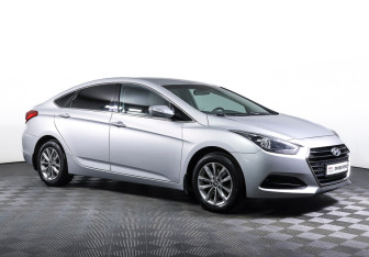Подержанный автомобиль Hyundai i40 Sedan 2016 года (3 фото)