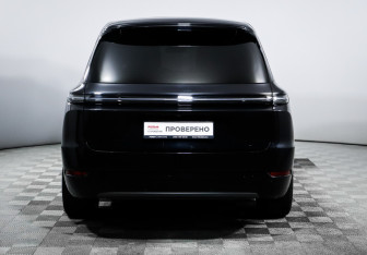 Подержанный автомобиль LiXiang L9 2023 года (6 фото)