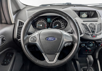 Подержанный автомобиль Ford EcoSport 2016 года (21 фото)