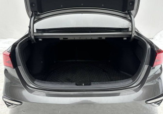 Подержанный автомобиль Kia Cerato Sedan 2020 года (15 фото)