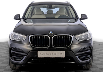 Подержанный автомобиль BMW X3 2021 года (2 фото)
