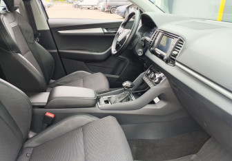 Подержанный автомобиль Skoda Karoq 2020 года (10 фото)
