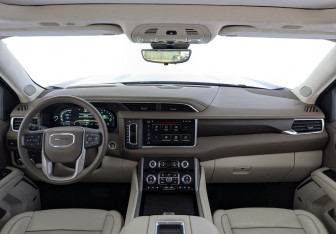 Подержанный автомобиль GMC Yukon 2024 года (14 фото)