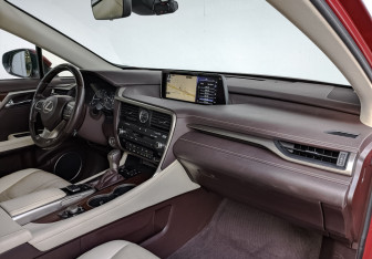 Подержанный автомобиль Lexus RX 2019 года (15 фото)