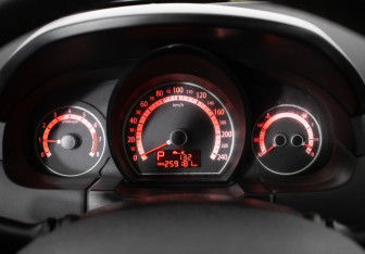 Подержанный автомобиль Kia Ceed Hatchback 2010 года (12 фото)