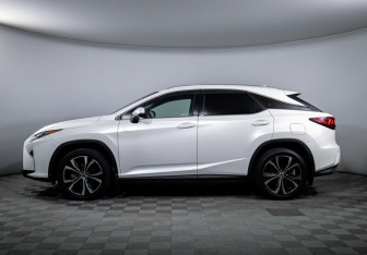 Подержанный автомобиль Lexus RX 2017 года (8 фото)
