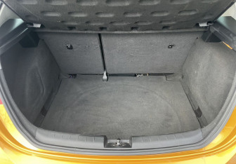 Подержанный автомобиль SEAT Leon Hatchback 2011 года (13 фото)