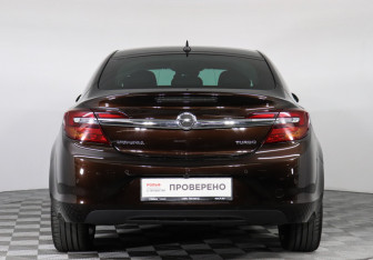Подержанный автомобиль Opel Insignia Liftback 2014 года (6 фото)
