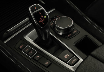 Подержанный автомобиль BMW X6 2018 года (17 фото)