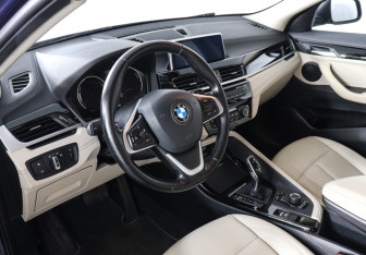 Подержанный автомобиль BMW X2 2020 года (10 фото)