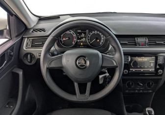 Подержанный автомобиль Skoda Rapid Liftback 2019 года (21 фото)