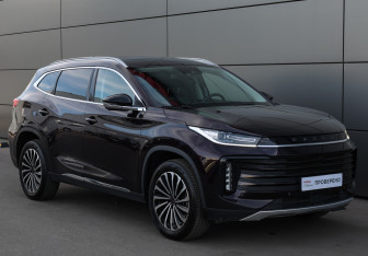 Подержанный автомобиль Exeed TXL 2022 года (3 фото)