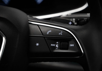 Подержанный автомобиль Audi Q7 2021 года (12 фото)