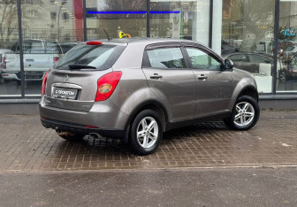 Подержанный автомобиль SsangYong Actyon 2012 года (8 фото)