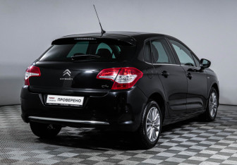 Подержанный автомобиль Citroen C4 Hatchback 2012 года (5 фото)
