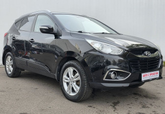 Подержанный автомобиль Hyundai ix35 2013 года (3 фото)