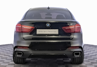 Подержанный автомобиль BMW X6 2018 года (6 фото)